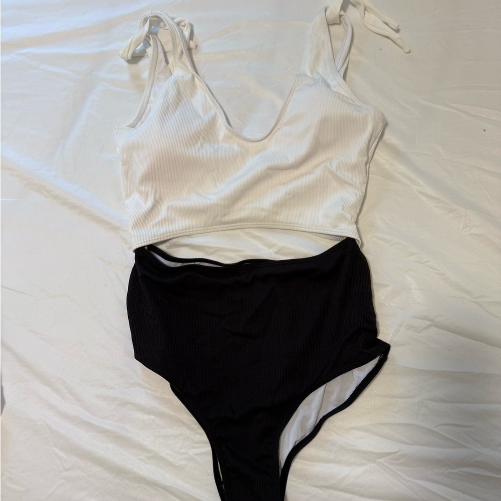 SHEIN Black and White Swimsuit